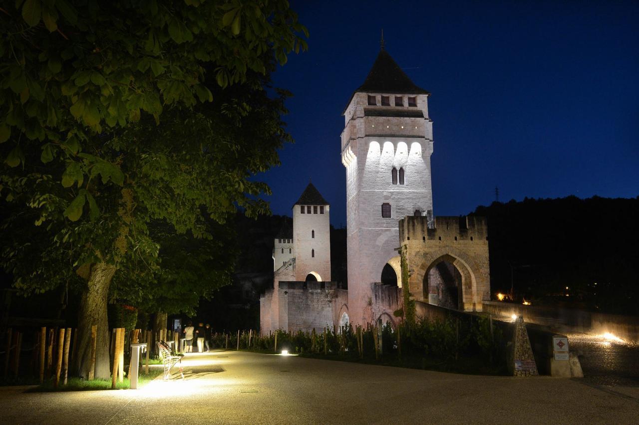 Allees Des Soupirs Cahors Exterior foto